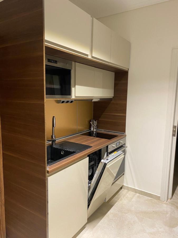 Ferienwohnung Ag.Sofias Pedestrian Area Luxury Ap. & Big Balcony Thessaloniki Exterior foto