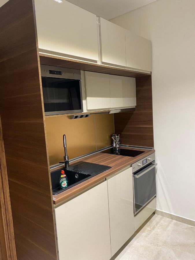 Ferienwohnung Ag.Sofias Pedestrian Area Luxury Ap. & Big Balcony Thessaloniki Exterior foto