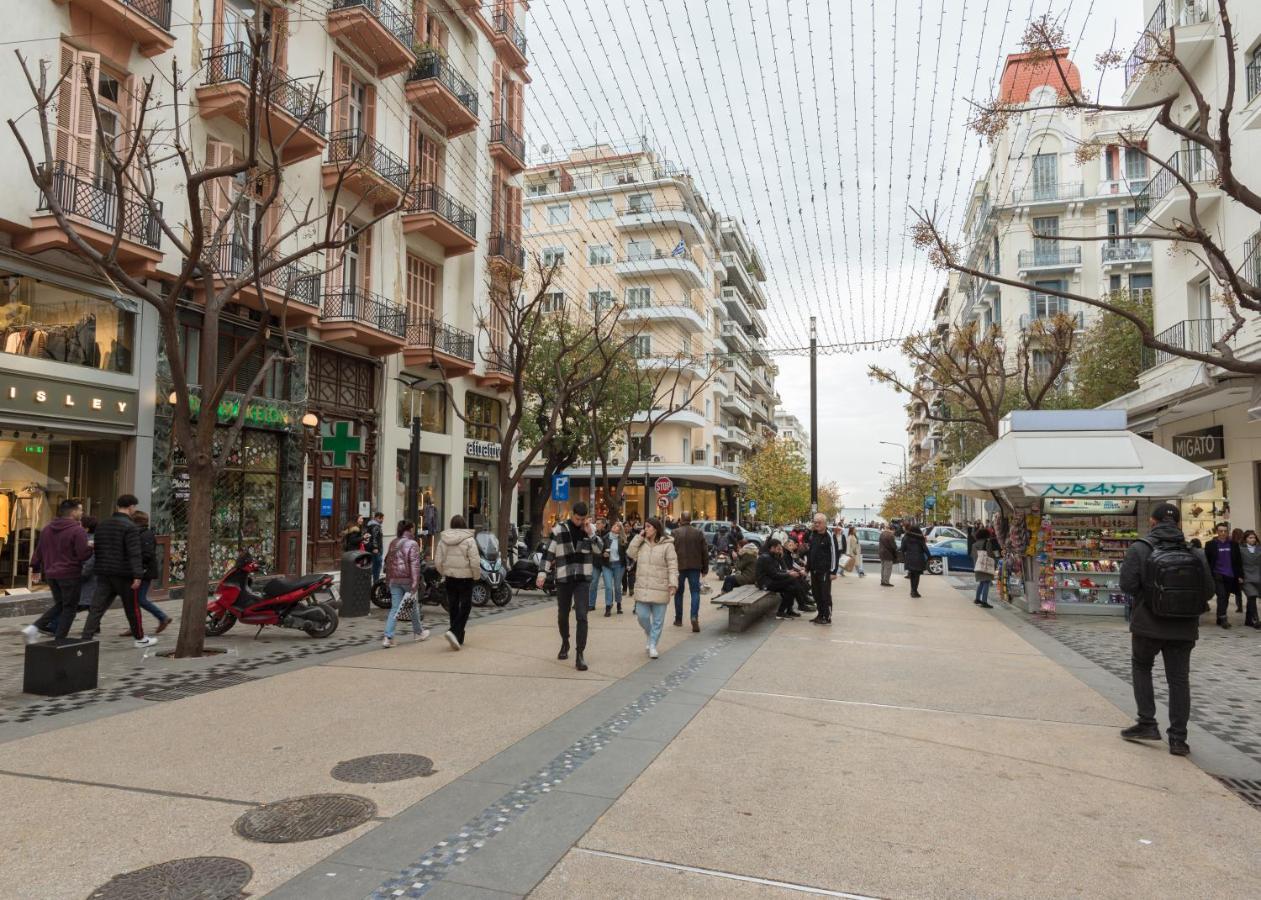 Ferienwohnung Ag.Sofias Pedestrian Area Luxury Ap. & Big Balcony Thessaloniki Exterior foto