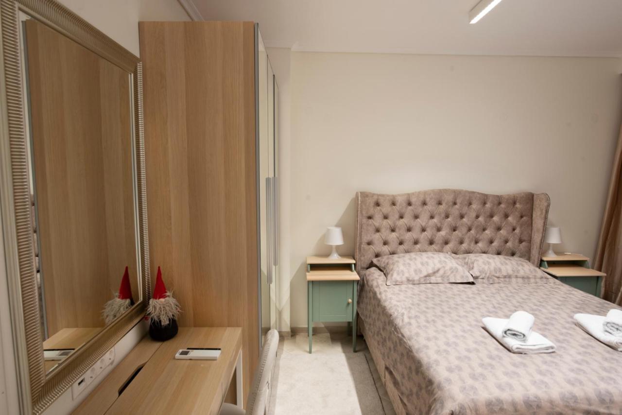 Ferienwohnung Ag.Sofias Pedestrian Area Luxury Ap. & Big Balcony Thessaloniki Exterior foto