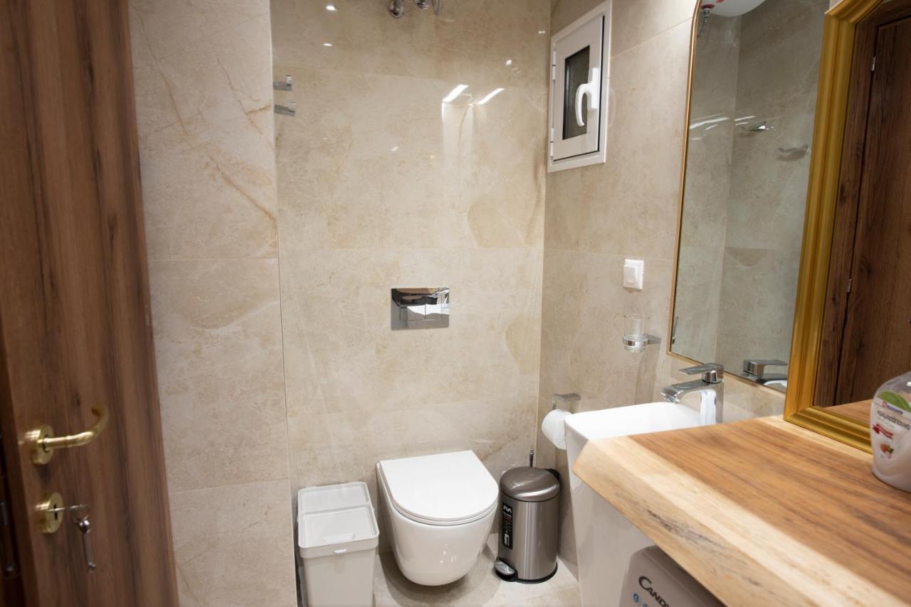 Ferienwohnung Ag.Sofias Pedestrian Area Luxury Ap. & Big Balcony Thessaloniki Exterior foto