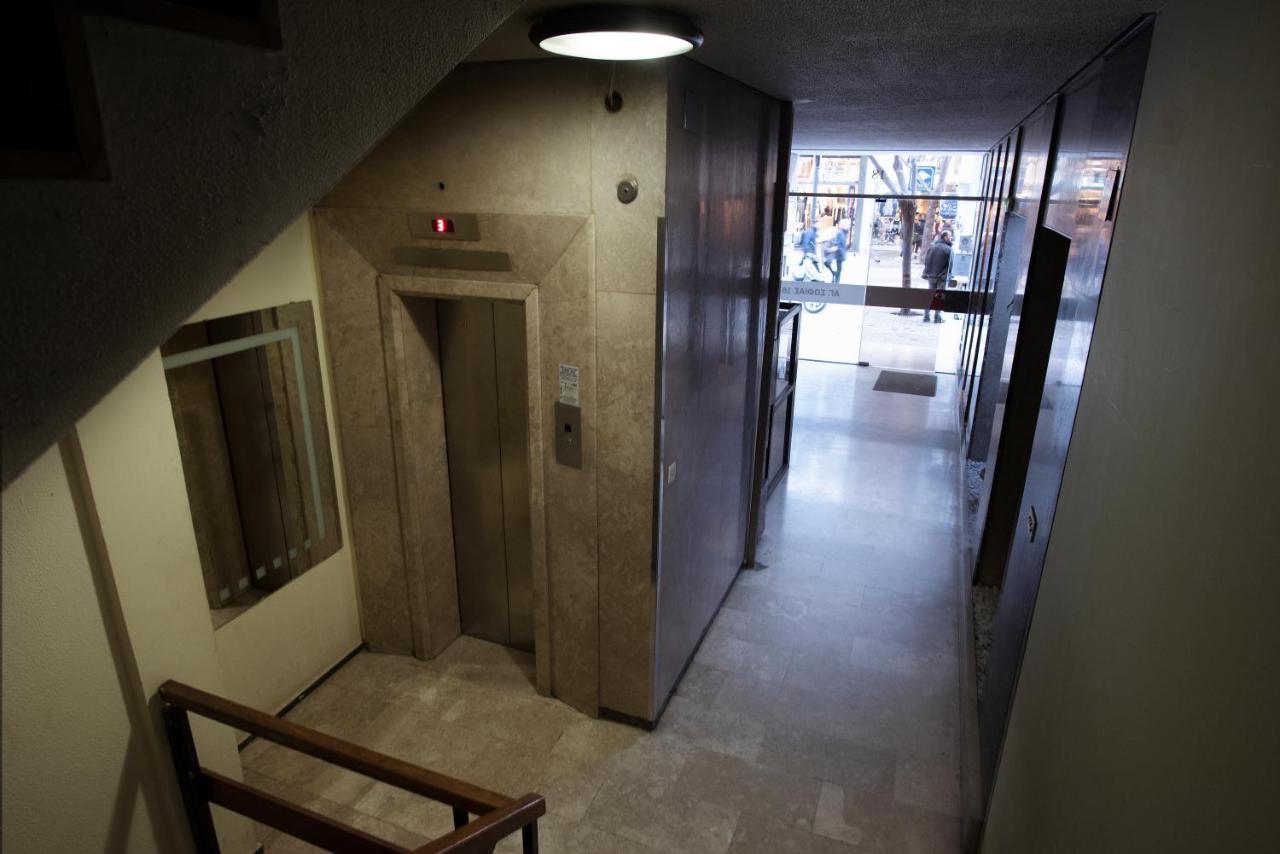 Ferienwohnung Ag.Sofias Pedestrian Area Luxury Ap. & Big Balcony Thessaloniki Exterior foto
